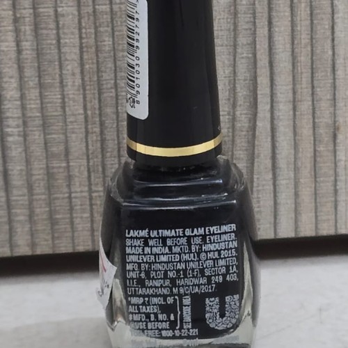 Lakme Ultimate Glam Eyeliner