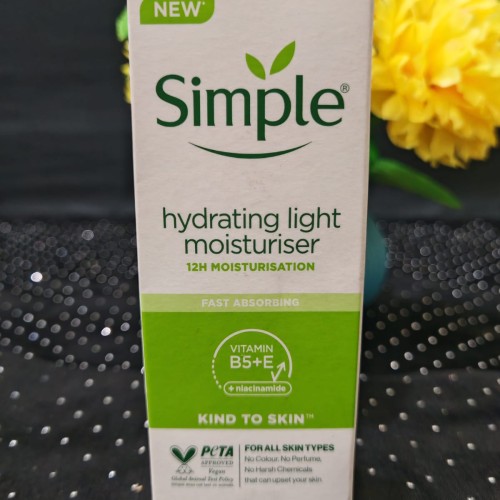 Simple Hydrating Light Moisturizer