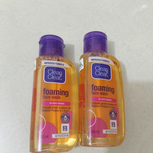 Clean and Clear Foaming Face Wash 50 ml