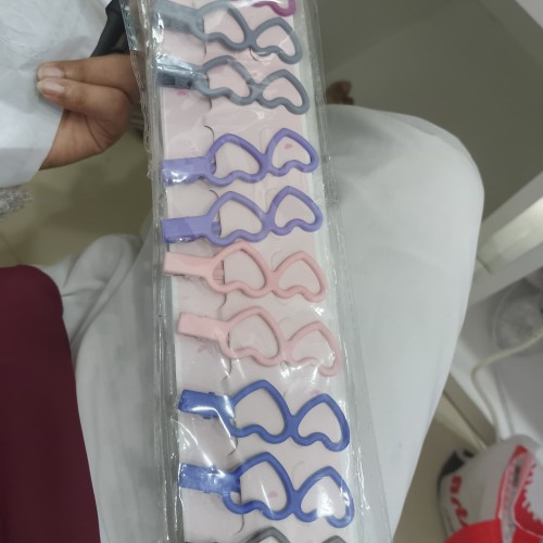 love sunglass clip